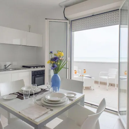 Nautilus-5 By Interhome شقة *